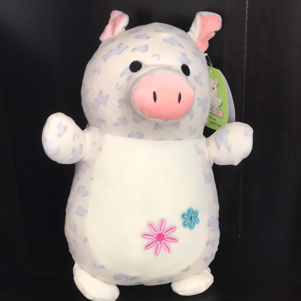 Reese the pig Squishmallow